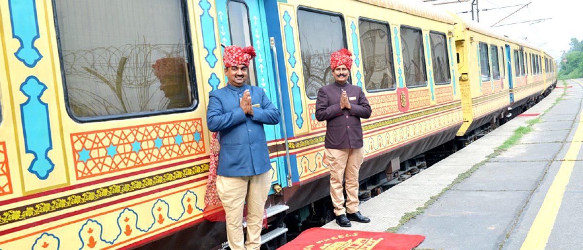 palace-on-wheels-train-images